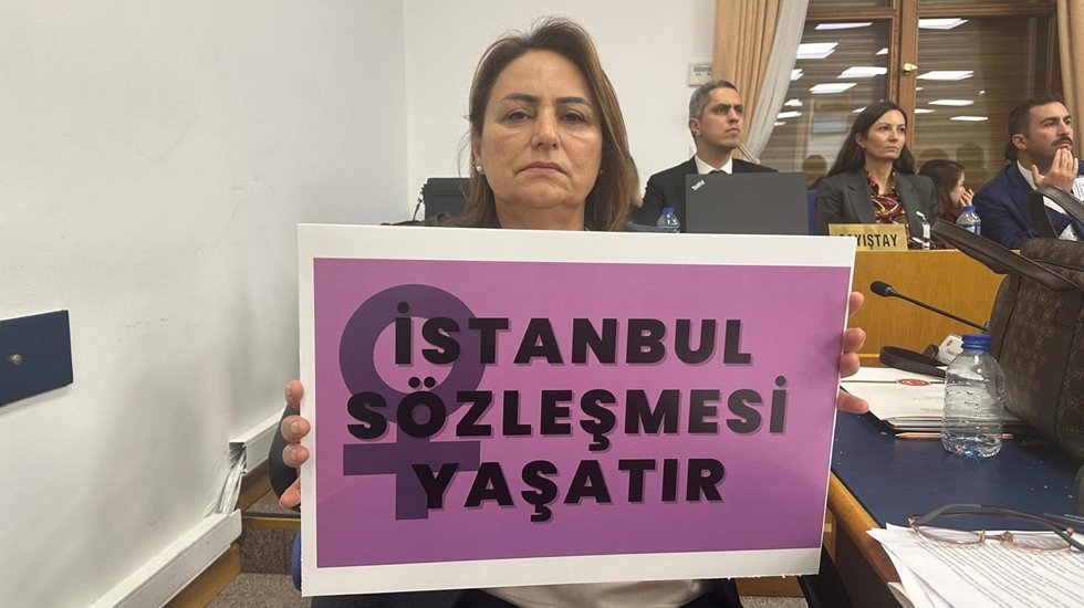 İstanbul S&ouml;zleşmesi kaldırıldı, kadın cinayetleri arttı&hellip;