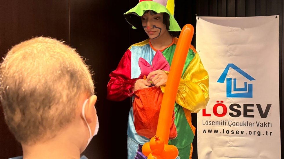 Lösemiyi yenen minik kahramanlar hayata yeniden merhaba dediler