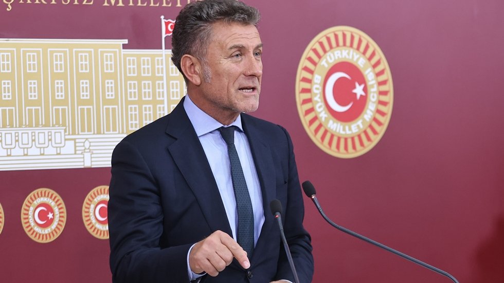 Saray vesayeti belediyelerin &uuml;zerinde