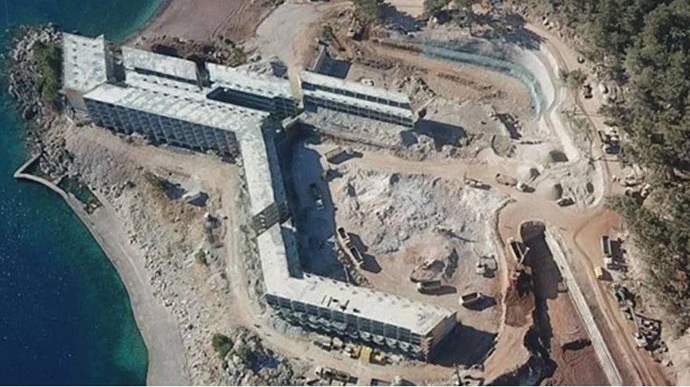 Sinpaş/Kızılbük GYO AŞ. Marmaris'te 21 futbol sahası büyüklüğündeki milli park alanını işgal edilmiş...