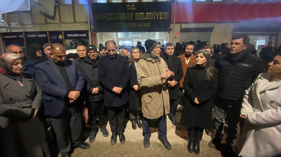 Van'ın Bah&ccedil;esaray Belediyesine kayyum atandı!