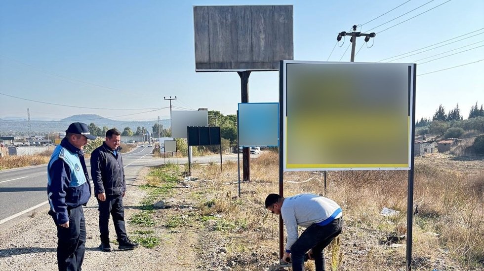 Ayvalık’ta görsel kirlilik yaratan reklam panolarına izin yok!