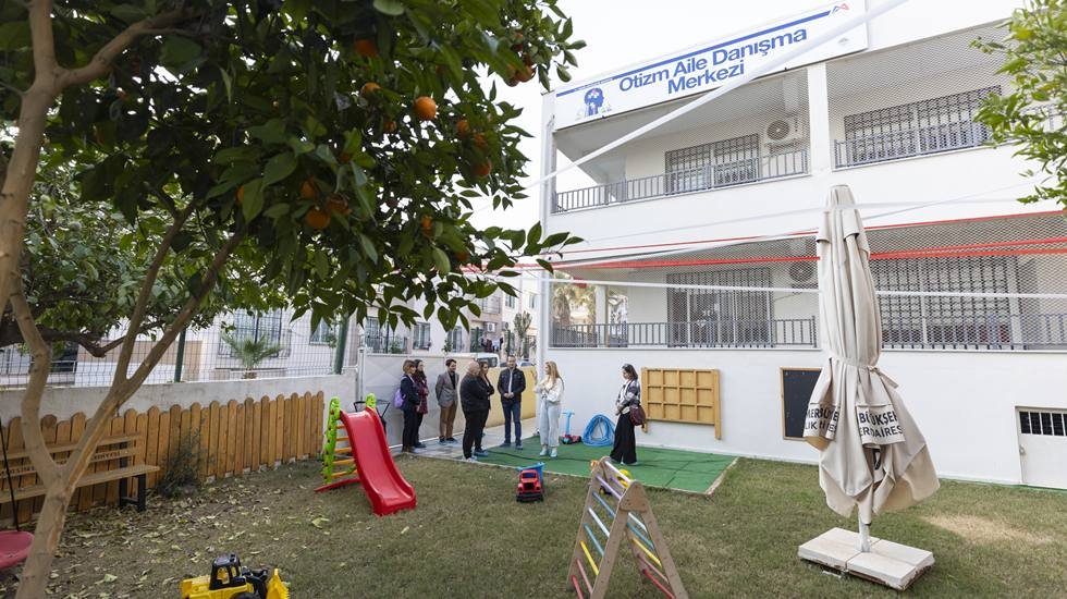 Büyükşehir’in sosyal politikalar ofisi, belediyelere mentör oluyor