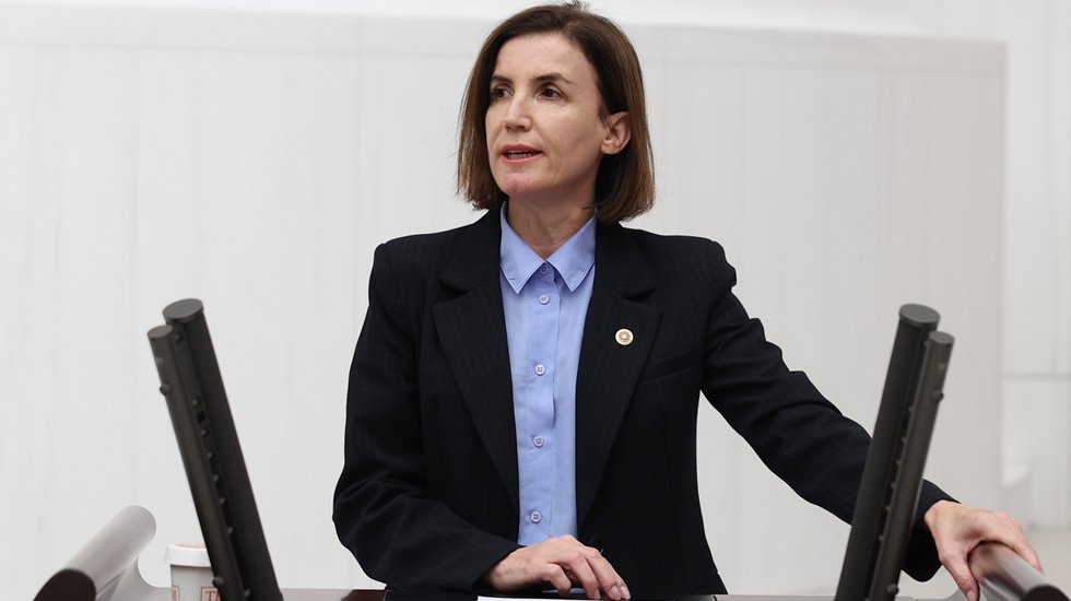 CHP'li Coşar: "Bakanlık g&ouml;rmezden geliyor, &ccedil;ocuklar okula gidemiyor!"