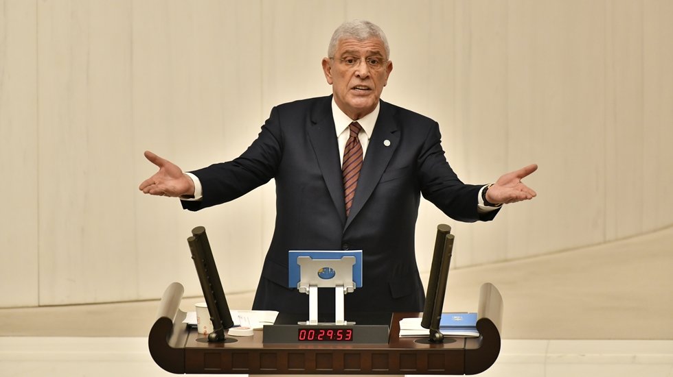 Dervişoğlu: &ldquo;2025 zul&uuml;m b&uuml;t&ccedil;esi yine fakirden alıp zengine veren bir b&uuml;t&ccedil;e&rdquo;