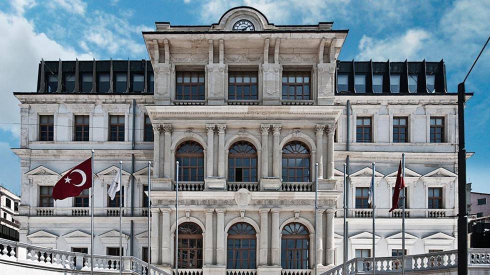 Beyoğlu Belediyesi’nden amatör spor kulüplerine yardım