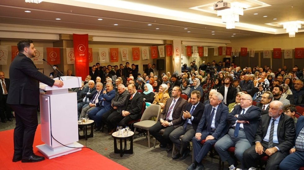 H&uuml;seyin Baş: &ldquo;Bu h&uuml;k&uuml;met Orta Doğu'da ABD&rsquo;nin ve İsrail'in polisidir&rdquo;