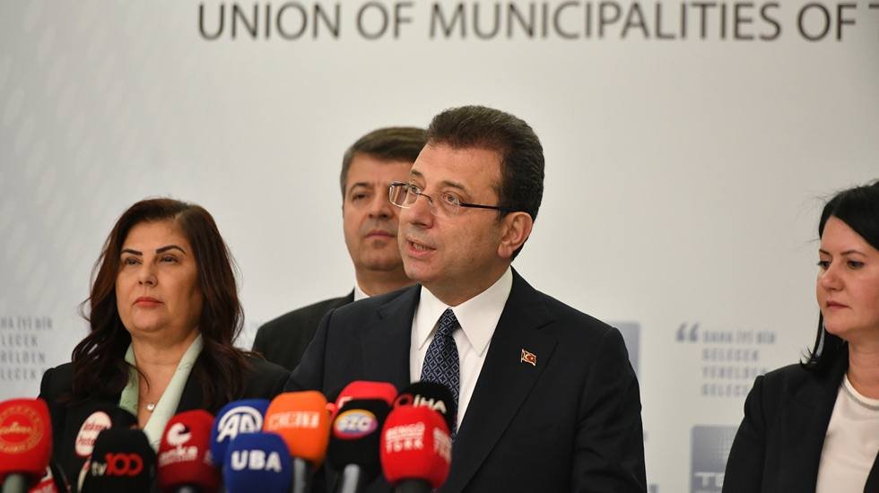 İmamoğlu: &ldquo;Dışişleri Bakanlığımız ve Şam B&uuml;y&uuml;kel&ccedil;iliğimiz ile eş g&uuml;d&uuml;m i&ccedil;erisinde hareket ediyoruz&rdquo;