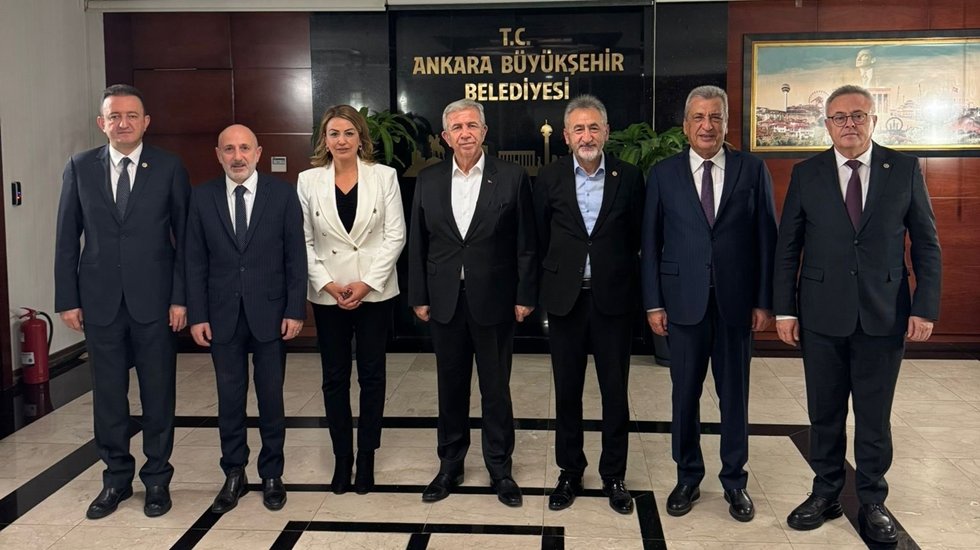 İmamoğlu&rsquo;nun a&ccedil;ıklamaları sonrası Kılı&ccedil;daroğlu&rsquo;na yakın bir grup Milletvekili Yavaş&rsquo;ı ziyaret etti