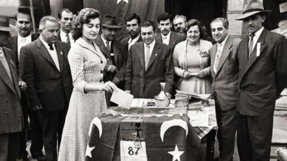 Kadınların 'se&ccedil;me ve se&ccedil;ilme' hakkının 90. yıld&ouml;n&uuml;m&uuml;