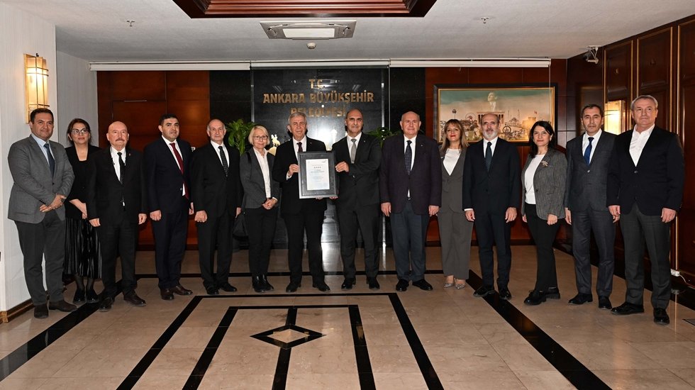 Mansur Yavaş’a 4 Yıldız Üstün Performansta Yetkinlik Ödülü