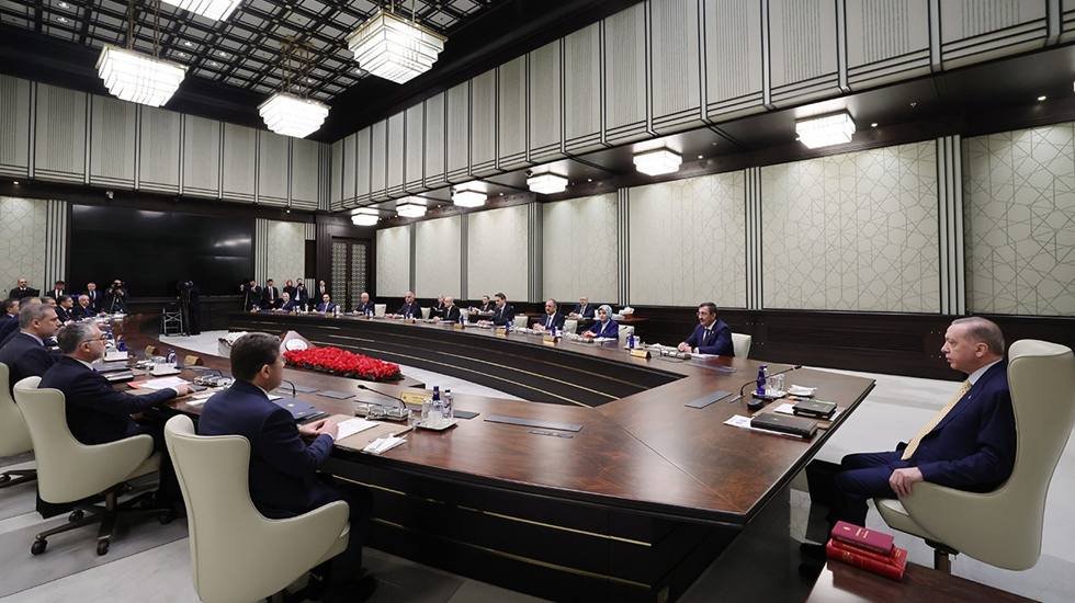 "8 bakan değişecek" iddiası...