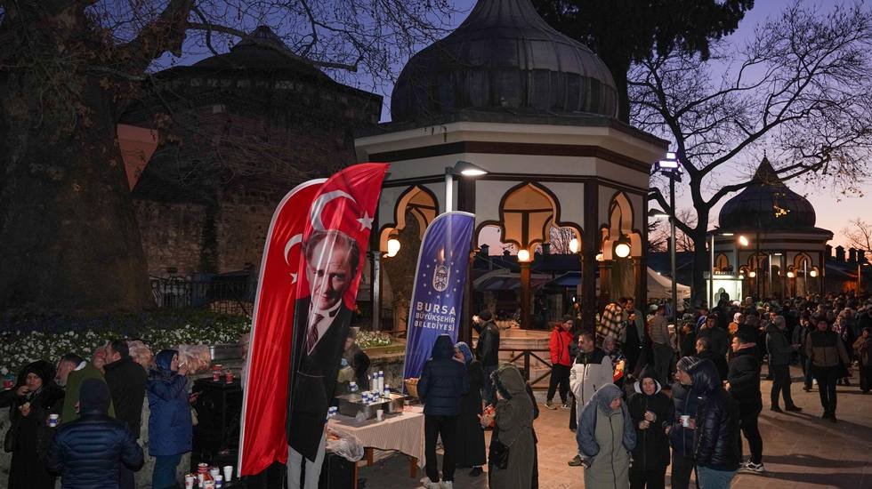 Büyükşehir’den camilerde sabah çorbası ikramı
