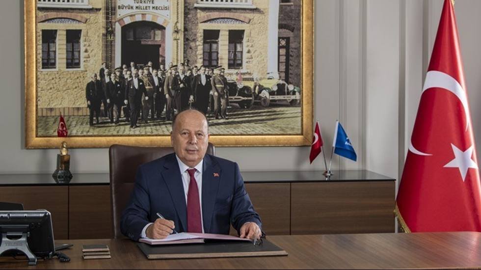 Erdoğan&rsquo;ın AKP&rsquo;ye davet ettiği CHP&rsquo;li Başkandan a&ccedil;ıklama: "CHP&rsquo;de siyaset yapmaya devam edeceğim"