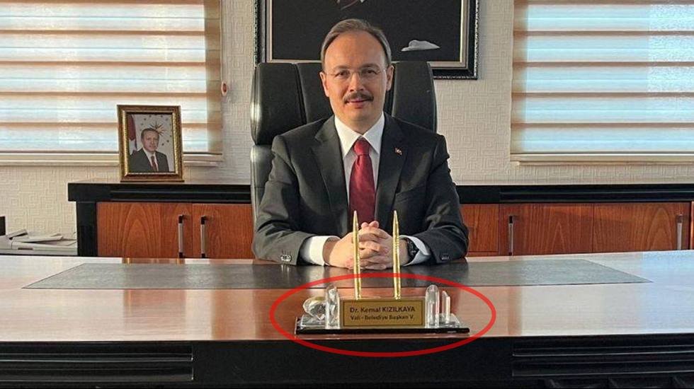 Siirt kayyumunun ilk icraatı  masa'daki 'isimlik&rsquo; oldu&hellip;