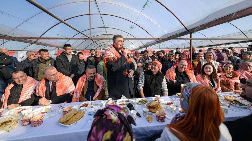 Başkan Tugay: “Baskıların üstesinden geliriz, yeter ki siz yanımızda olun” 