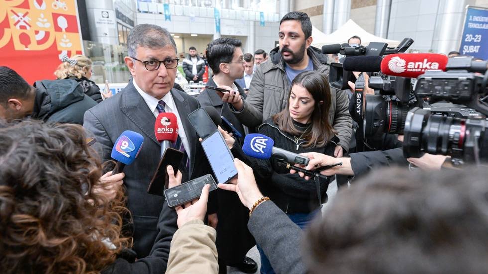 Başkan Tugay: “Cumhurbaşkanı'nın İzmir’i tanımadığını düşünüyorum”