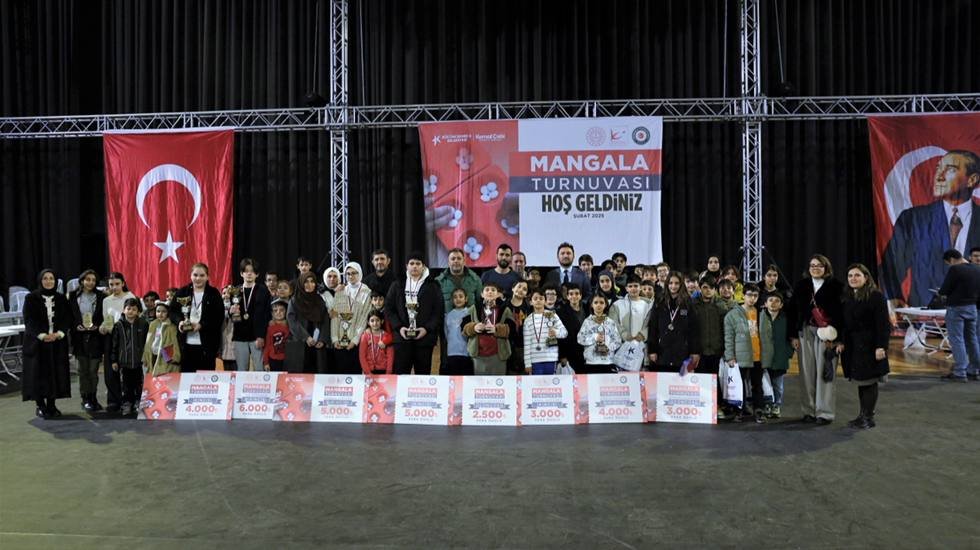 Küçükçekmece ‘Mangala Turnuvası’nda 338 öğrenci kıyasıya rekabet etti