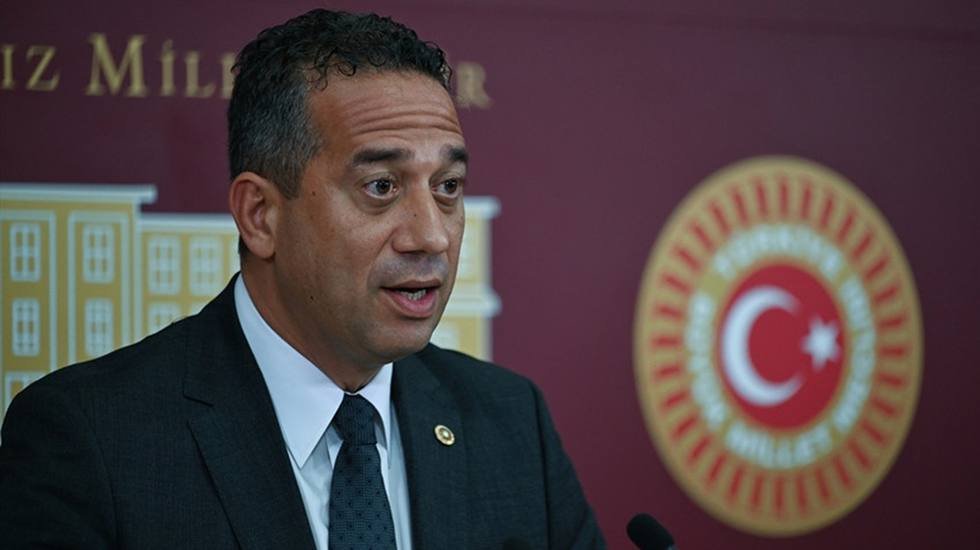 Kurultay incelemesine CHP&rsquo;den ilk tepki: "Hadi oradan..."