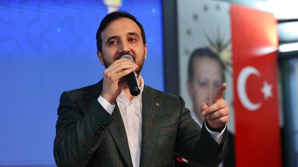 AKP İstanbul İl Başkanı Özdemir'den İBB'ye yönelik soruşturmalara ilişkin açıklama