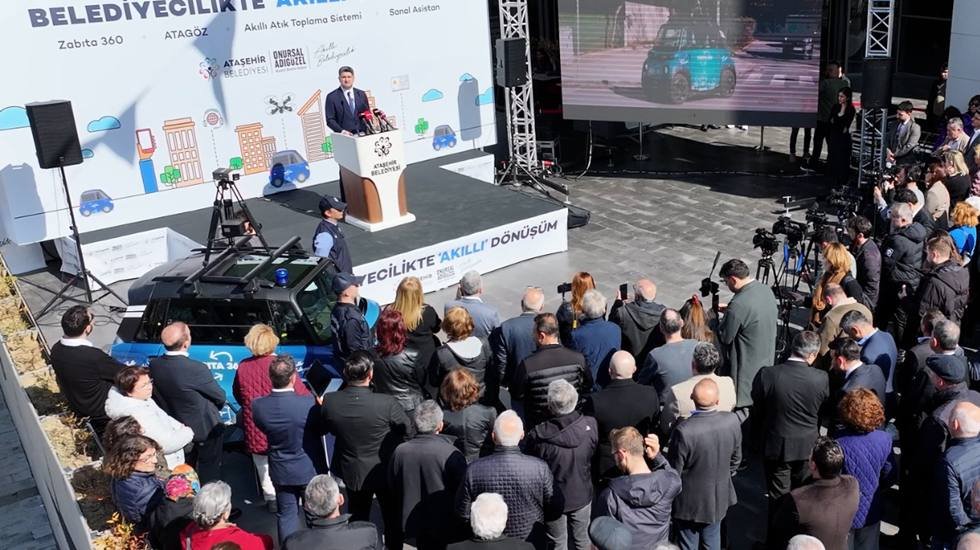 Ataşehir Belediyesi geleceğin şehir yönetimlerine ilişkin örnek olacak dört uygulamayı tanıttı.