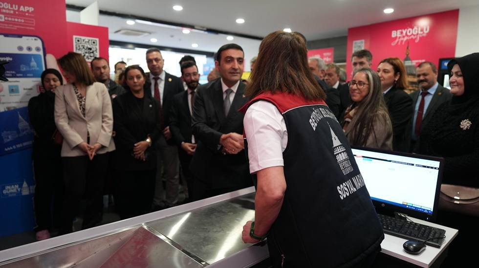 Beyoğlu’nun Sosyal Marketi mini marketlerle mahallelere yayılıyor