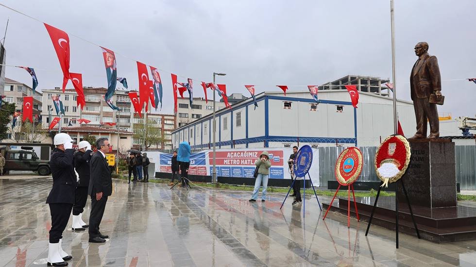 Çanakkale Zaferi Bayrampaşa’da törenle kutlandı
