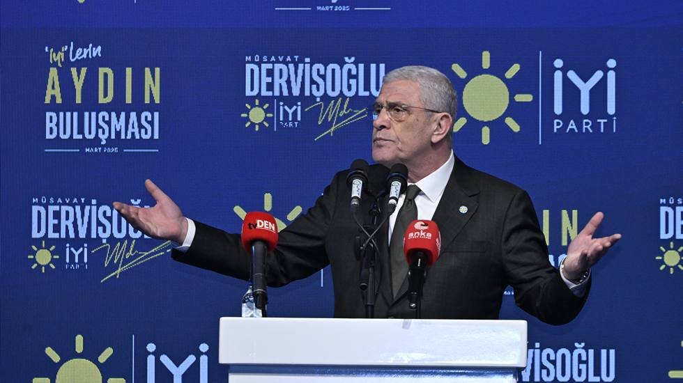 Dervişoğlu: “Hükümet sokaktaki vatandaşa terörist muamelesi yapamaz”