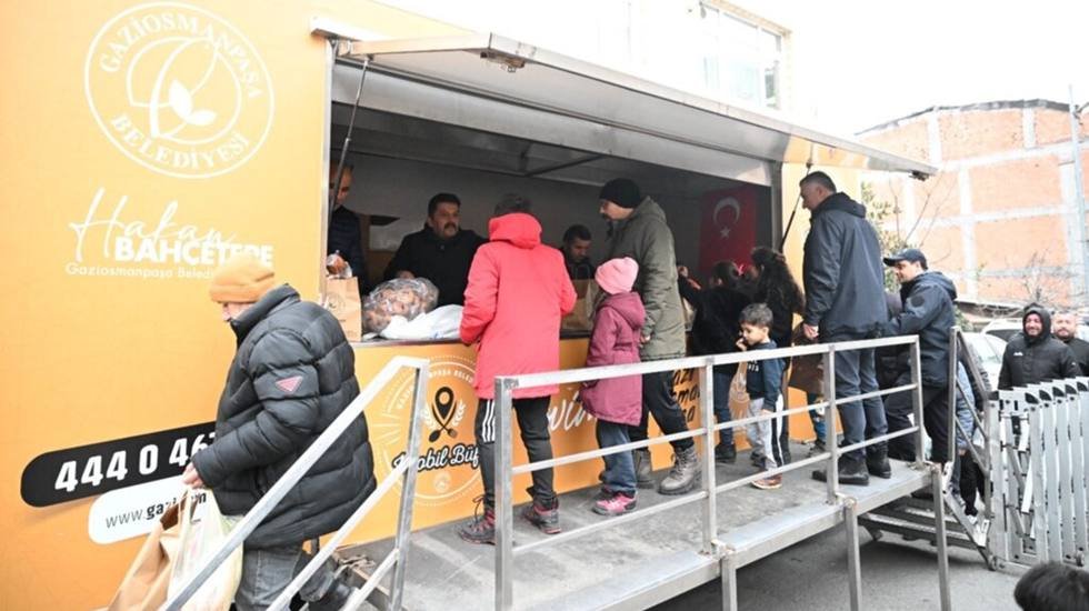 Gaziosmanpaşa Belediyesi’nden her gün 3 bin yurttaşa iftar yemeği