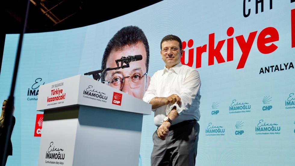 Günaydın: "İmamoğlu’nun diplomasını iptal etmeye yönelik girişimler, kirli bir oyundur"