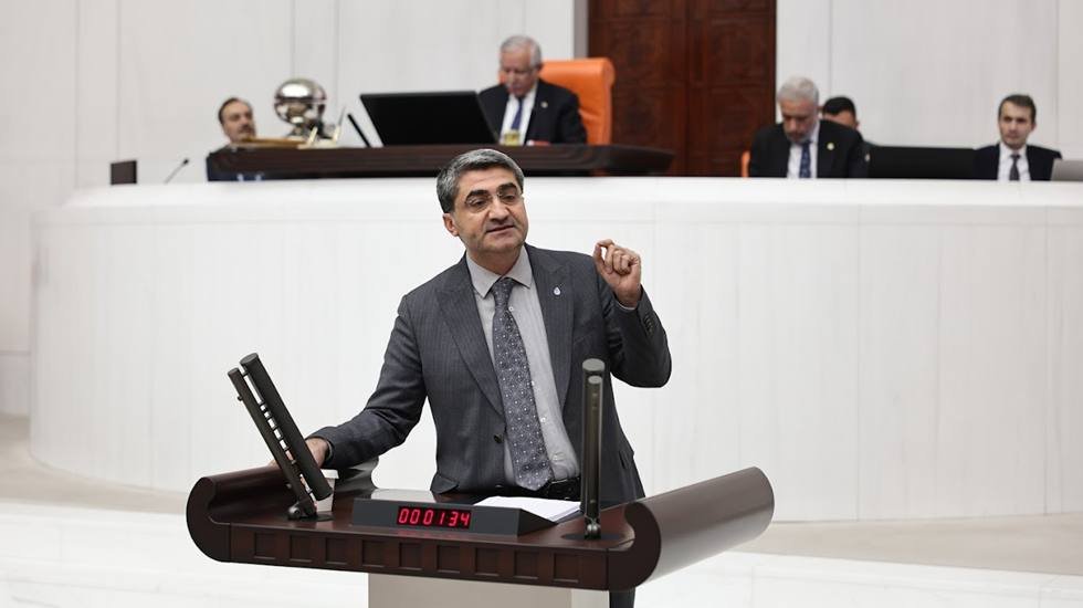 İmamoğlu’nun eşi Dilek Hanım’a yapılan saldırılar neden görmezden geliniyor?