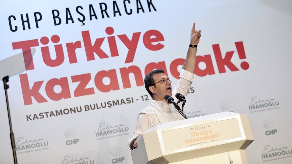 İmamoğlu: “Tek adamların, masa başı siyasetçilerinin devri kapanacak”