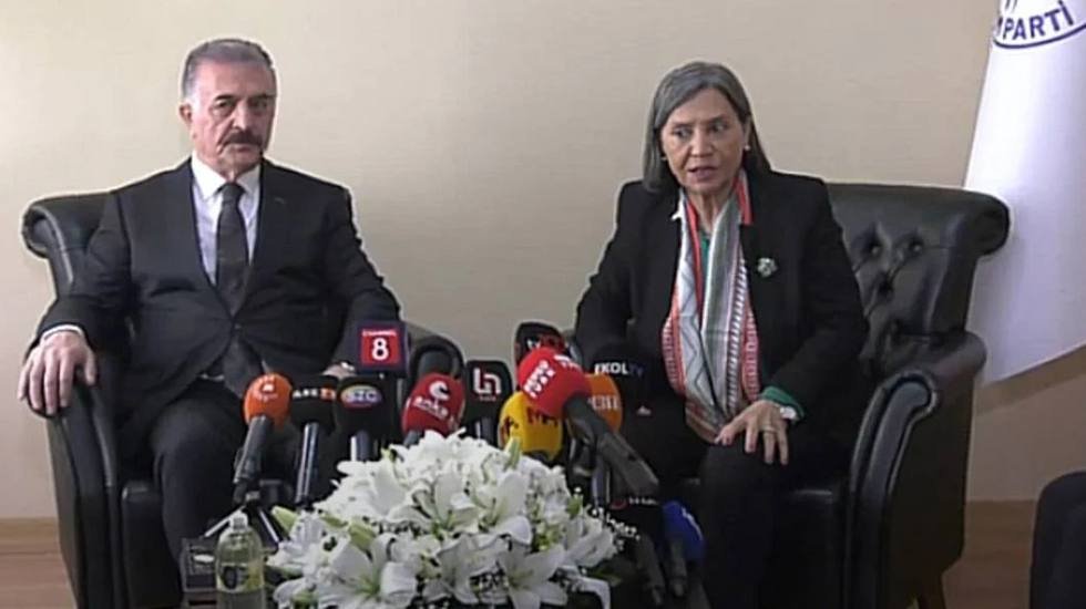 MHP ile DEM Parti ilk kez bayramlaştı…