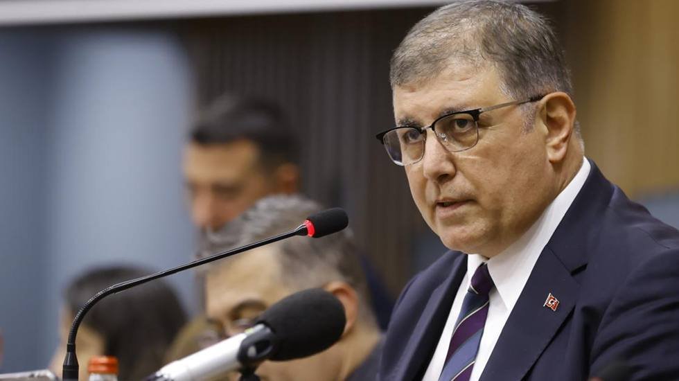 Tugay: Kötü ve haince bir davranış. Bu komployu yapanlara yazıklar olsun...