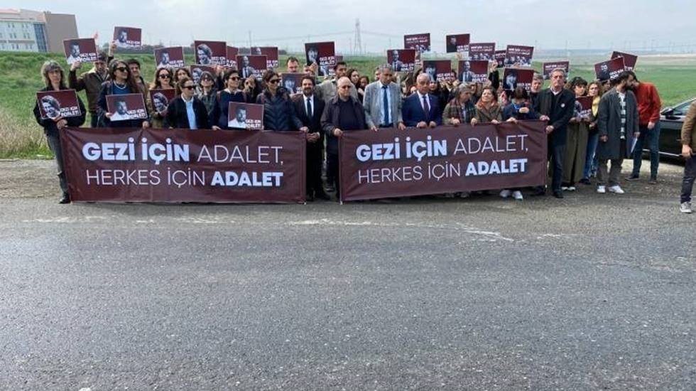 Silivri Cezaevi önünde 'Gezi' eylemi