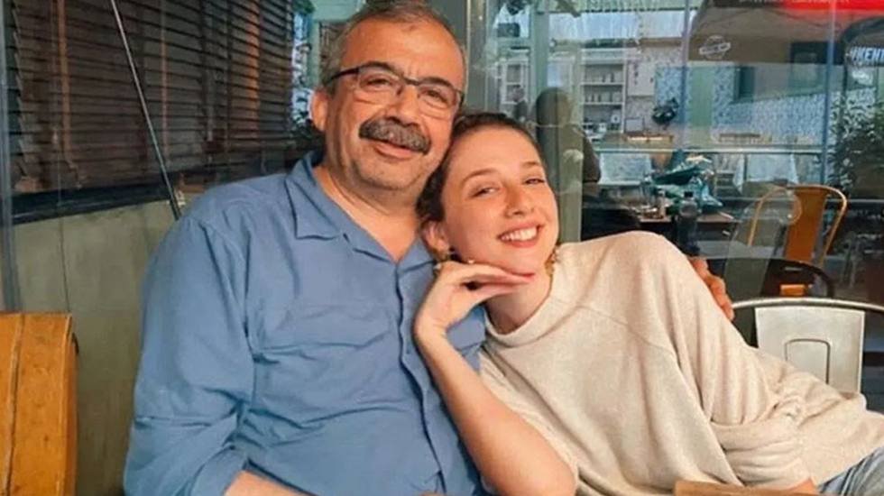 Sırrı Süreyya Önder'in kızı Ceren'den yeni mesaj: 'Herkesi hissettiğine eminim'