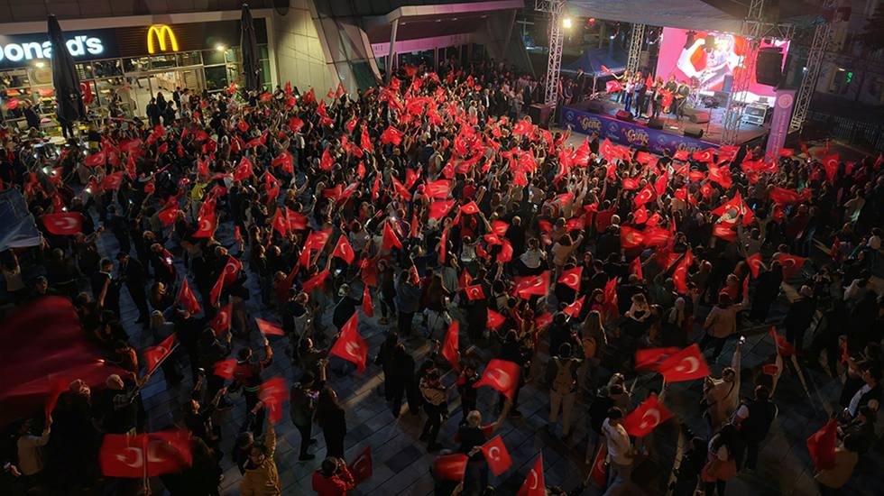 19 Mayıs Coşkusu, Gaziosmanpaşa’da sokaklara taştı
