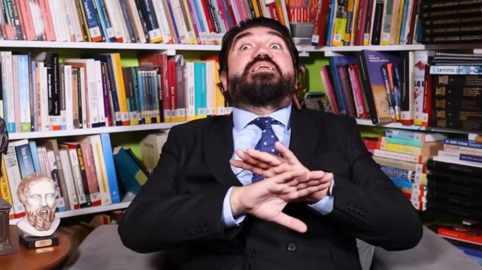 Bakanlık Rasim Ozan Kütahyalı'nın korumasını kaldırdı