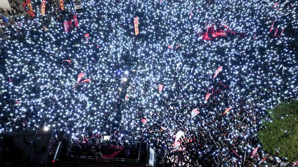 https://yenisoluk.com/uploads/2025/05/bayazıtCHP-07052025_0048