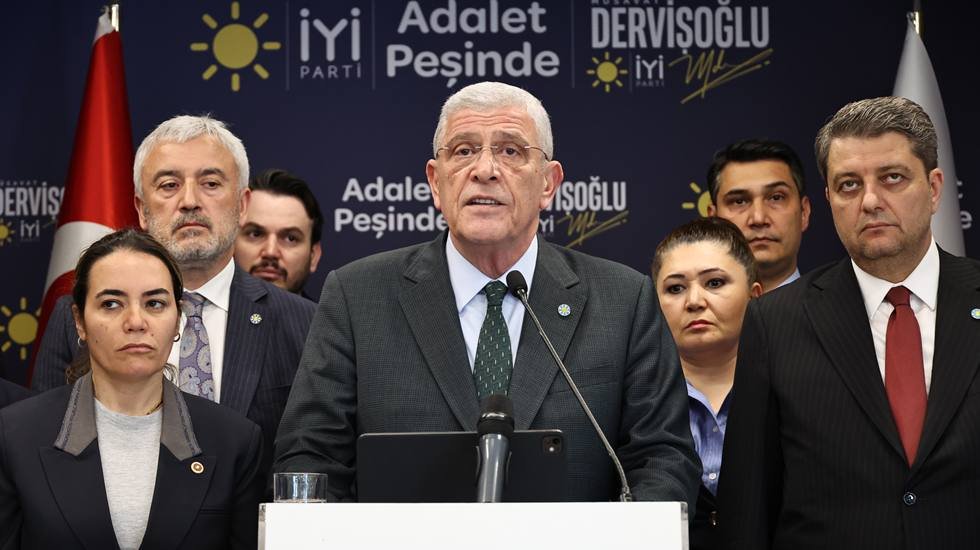 Dervişoğlu'ndan ilk açıklama: "Türk milleti açısından tehlikeli bir kalkışmaya dönüşmüştür"