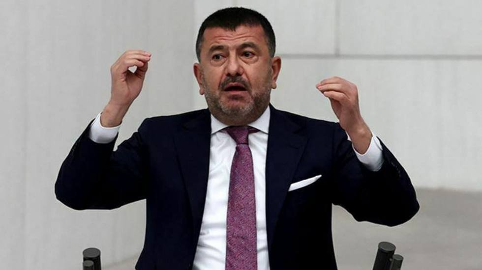 FETÖ'yle o cemaatle birlikte Türk Silahlı Kuvvetlerinin köküne kibrit suyu döktünüz...
