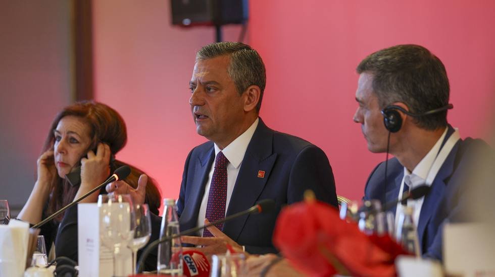 Özel: Dünyadaki sağ otoriter dalga adım adım daha tehlikeli hale geliyor.