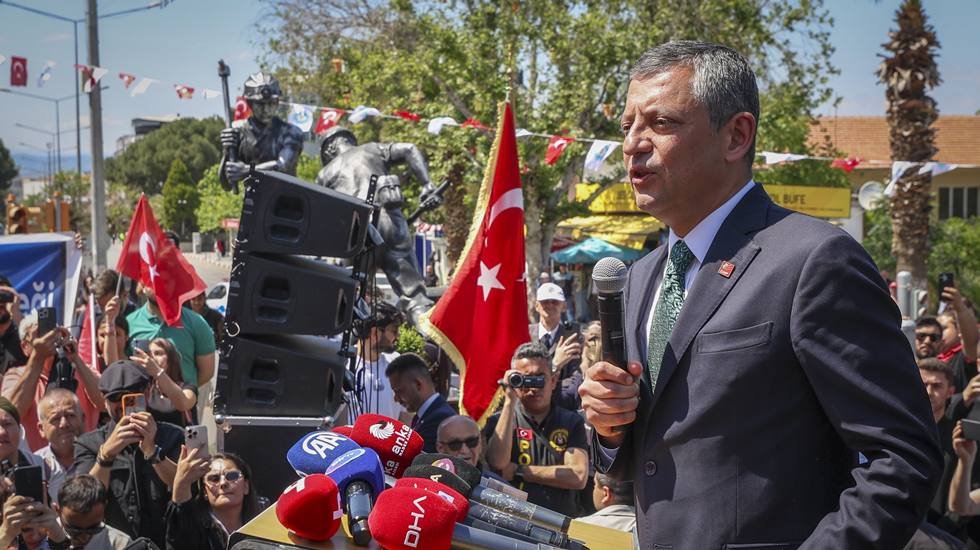 Özgür Özel: 'Bahçeli ve Erdoğan sorumluluğu taşıyacaklar'