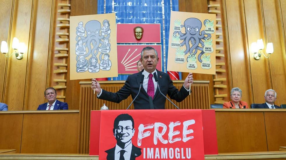 Özgür Özel: "Sen cunta başı olarak siyaseti sonlandırıyorsun"