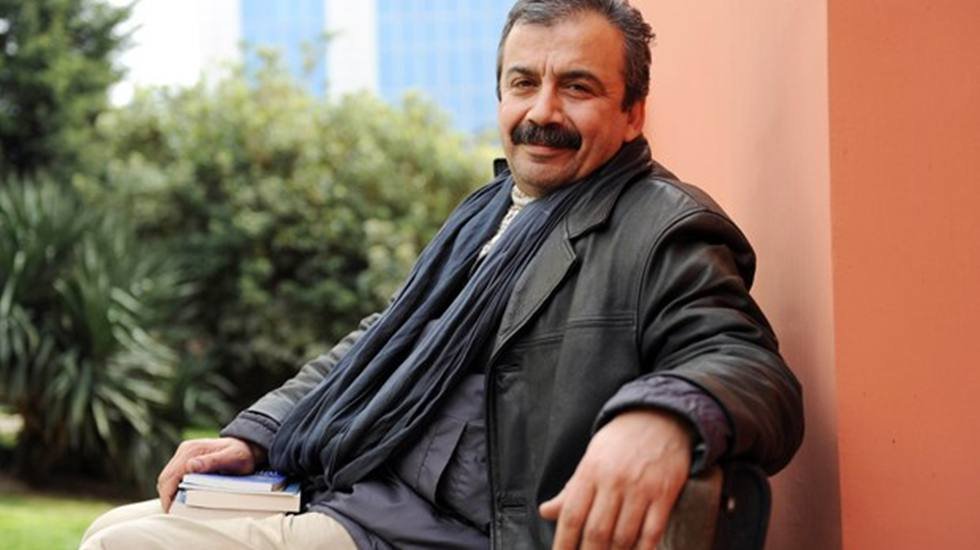 Sırrı Süreyya Önder'in ölümünün ardından siyasilerden başsağlığı mesajları yağdı...