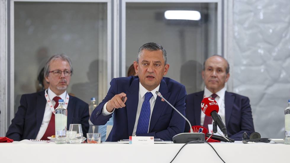 Özel’den AB'ye 'Erdoğan' mesajı: "Erdoğan şu an Türkiye'nin sahibi gibi davranmakta"