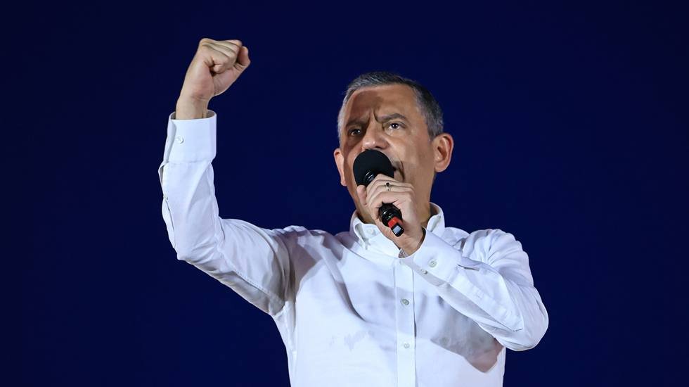 Özel, seçim sonrası yapacağı ilk işleri açıkladı