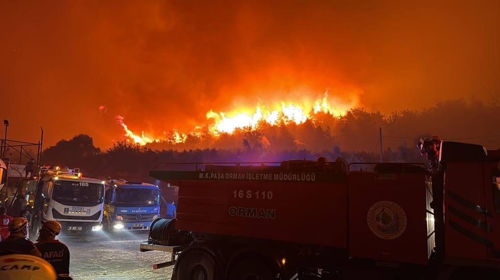 Bursa’da '4 ayrı noktada alevler şiddetini tekrar artırdı'