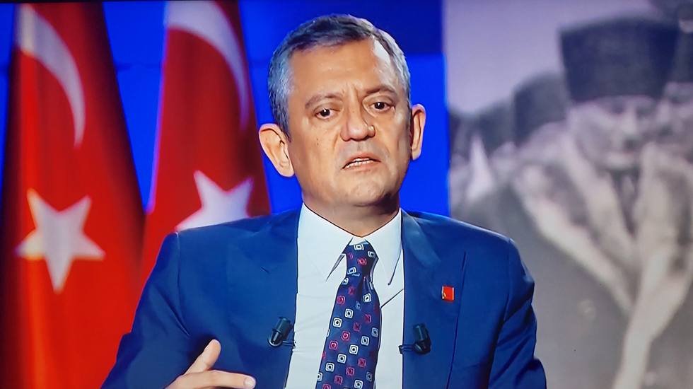Özgür Özel: “Seçimlerde birinci parti olmazsak o gece siyaseti bırakırım”