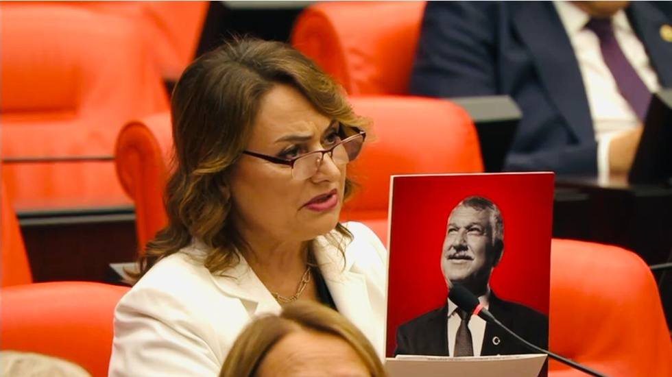 Şevkin: “Zeydan Başkan, güçlü olduğu için tutsak edilmiştir”